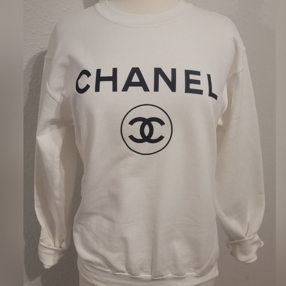 Gildan Tops - Lux inspired sweatshirt